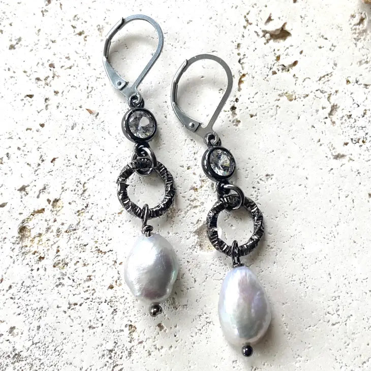 Pearl Drop earrings - E20021