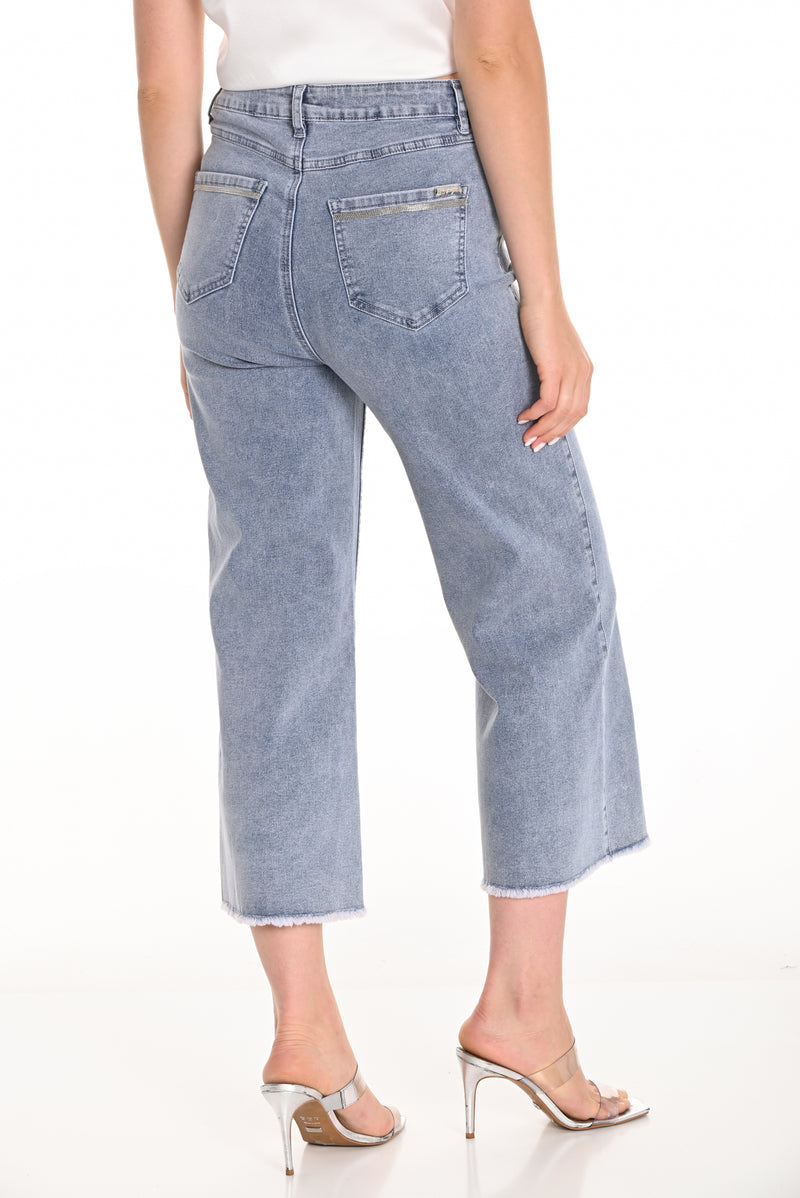 Frank Lyman #251500  jeans