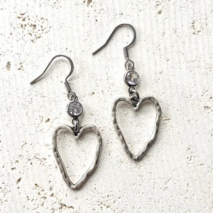 VB&CO #E23019 heart earrings