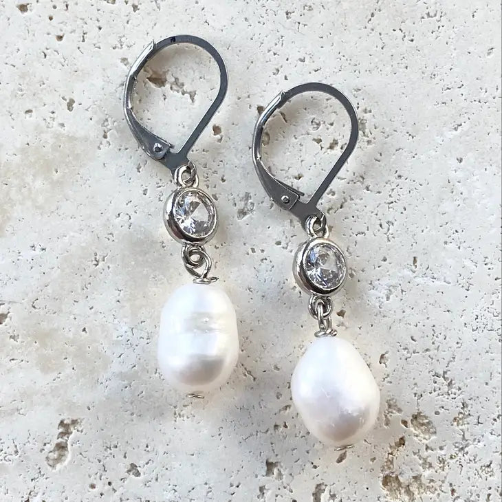 Pearl drop earrings - E22108
